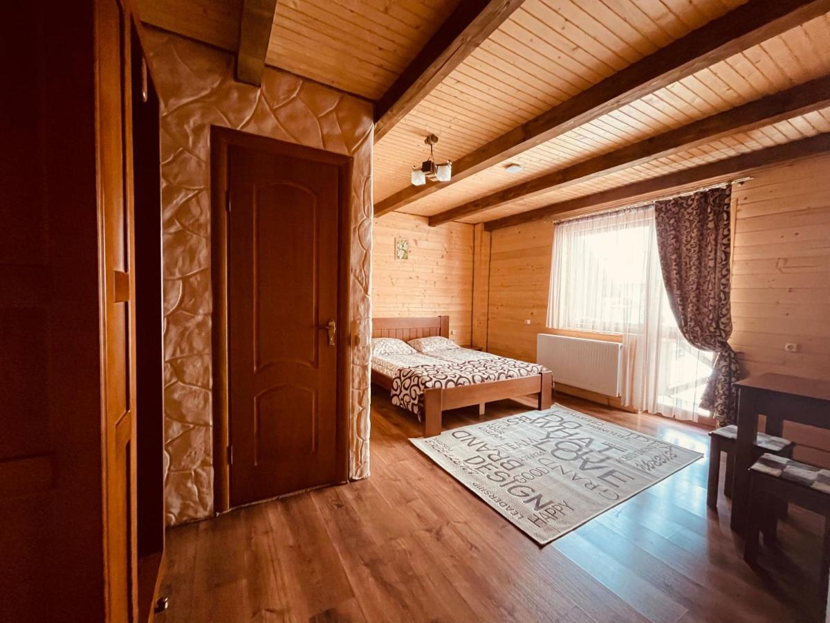 Guest House Lileya Bukoveľ Exteriér fotografie