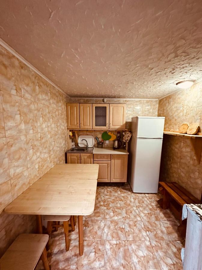 Guest House Lileya Bukoveľ Exteriér fotografie