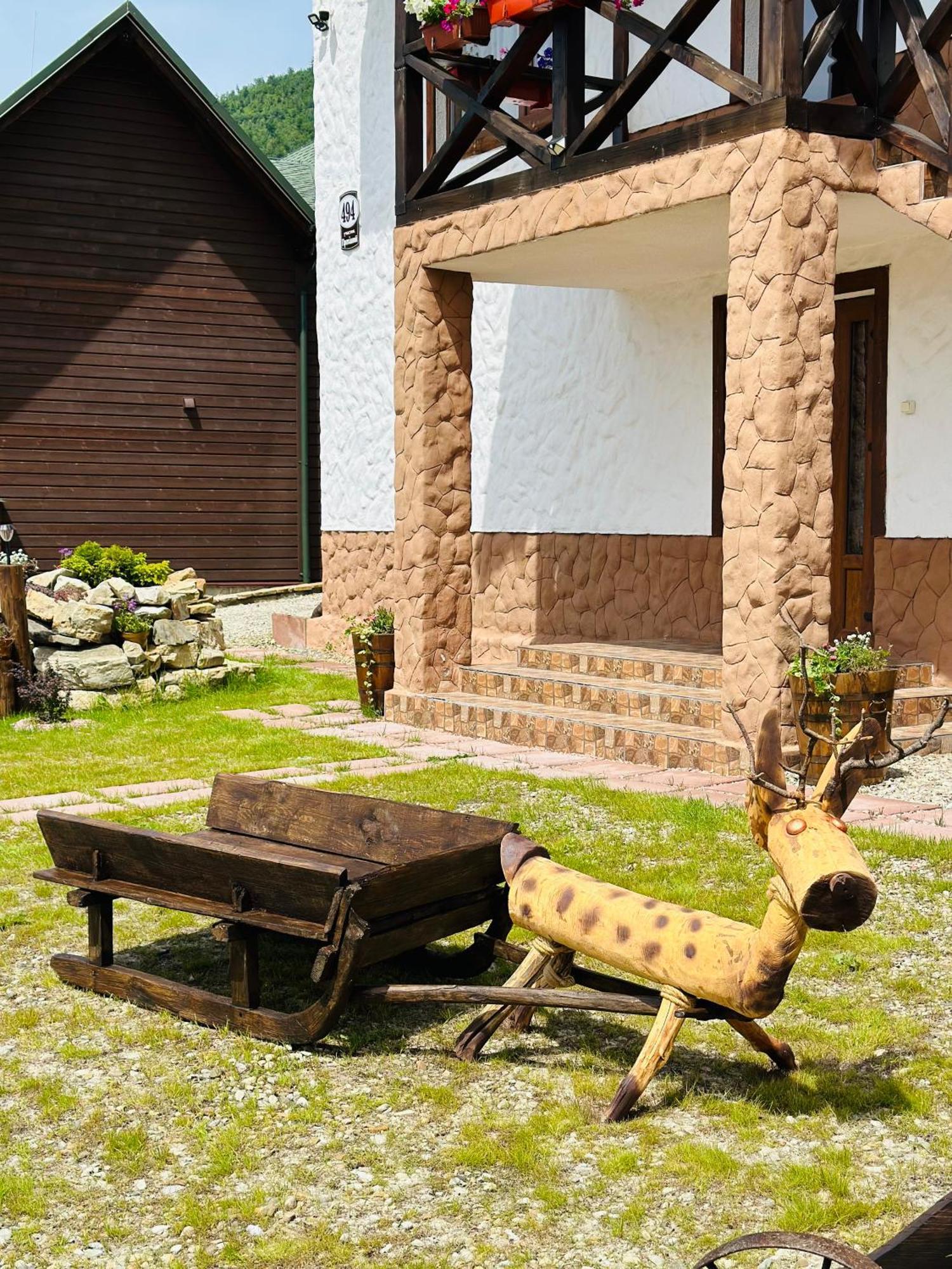 Guest House Lileya Bukoveľ Exteriér fotografie